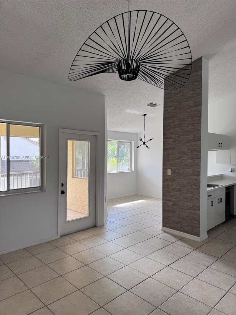 1304 Glenmoor Dr # 1304, West Palm Beach FL 33409