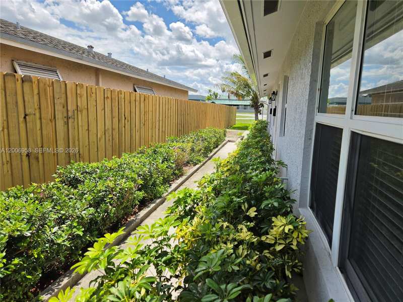 3421 NE 5th Ave # A, Pompano Beach FL 33064