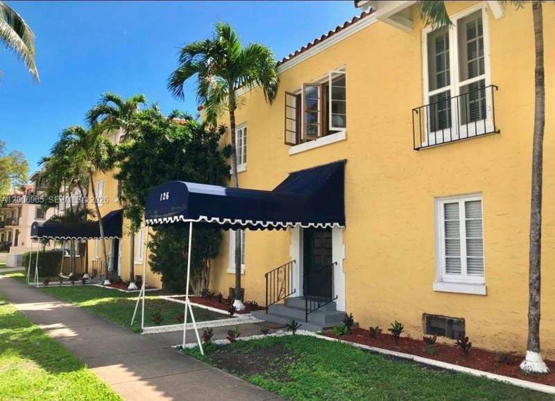 MENDOZA CONDO