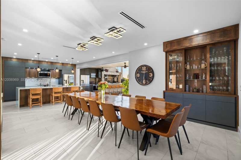1828 Aspen Ln, Weston FL 33327