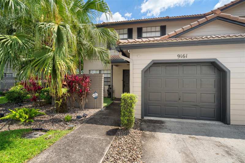 9161 Vineyard Lake Dr # 9161, Plantation FL 33324