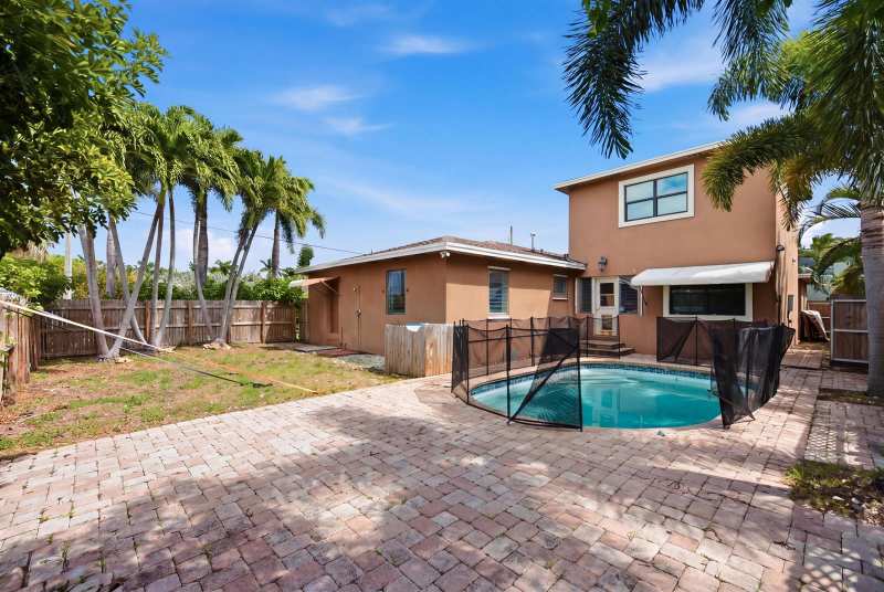 303 Cornell Drive, FL 33460