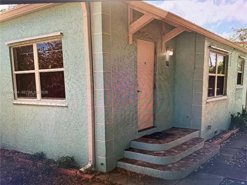 294 NE 57th St # 2, Miami FL 33137