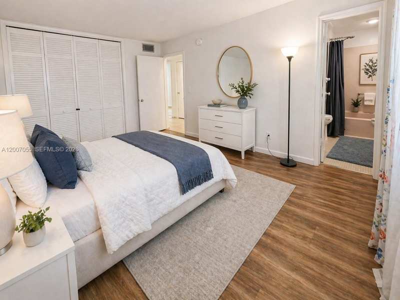 1747 Rodman St # 308, Hollywood FL 33020
