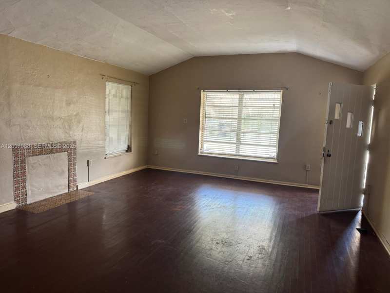 1812 Fillmore St, Hollywood FL 33020