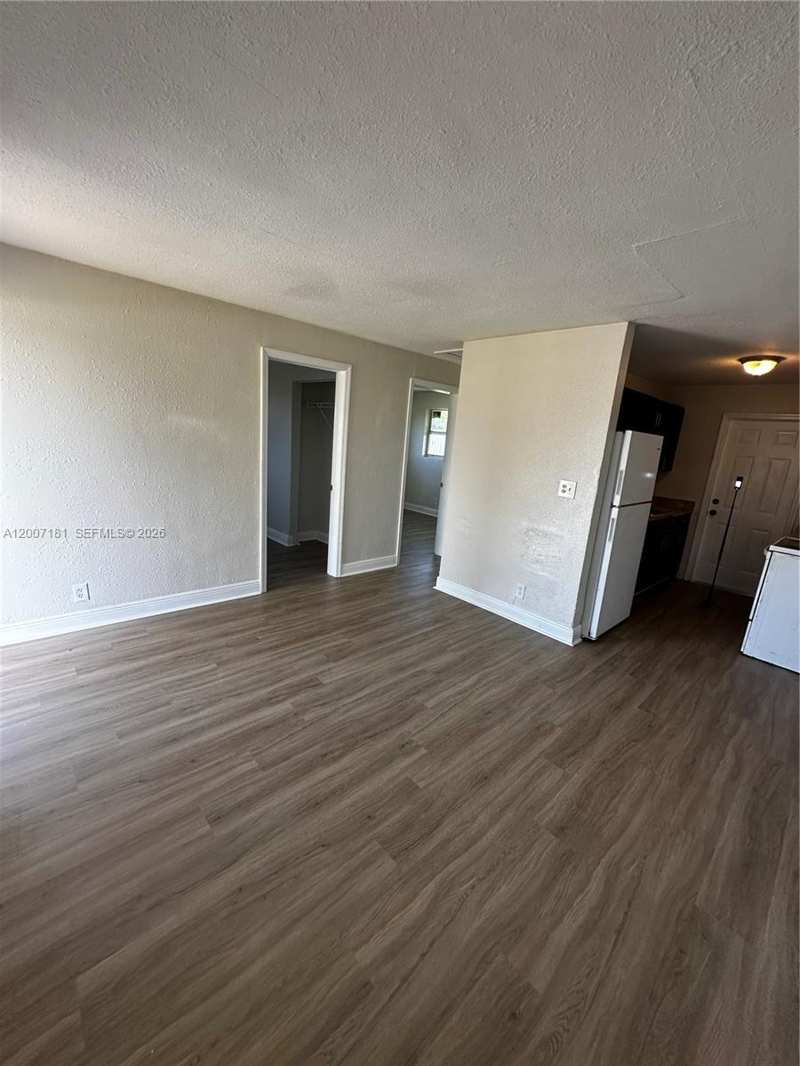 11840 SW 212th St # 11840, Miami FL 33177