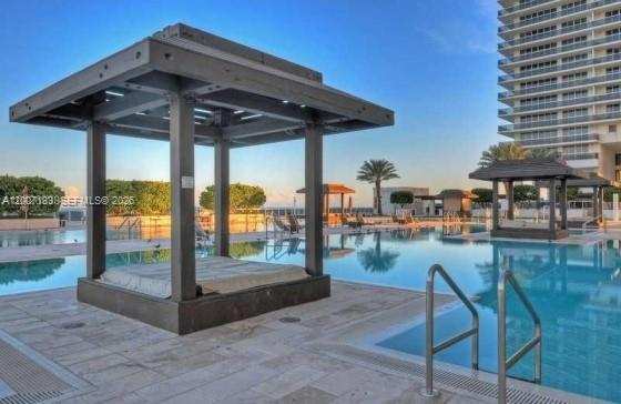 1830 S Ocean Dr # 1705, Hallandale Beach FL 33009
