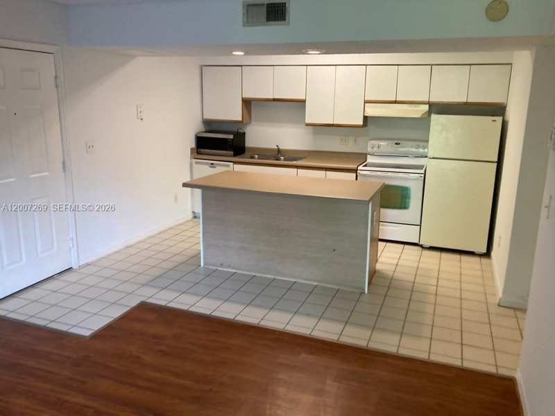 3985 W Mcnab Rd # A111, Pompano Beach FL 33069