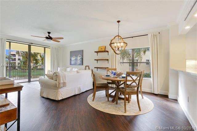 100 Uno Lago Drive # 205, Juno Beach FL 33408