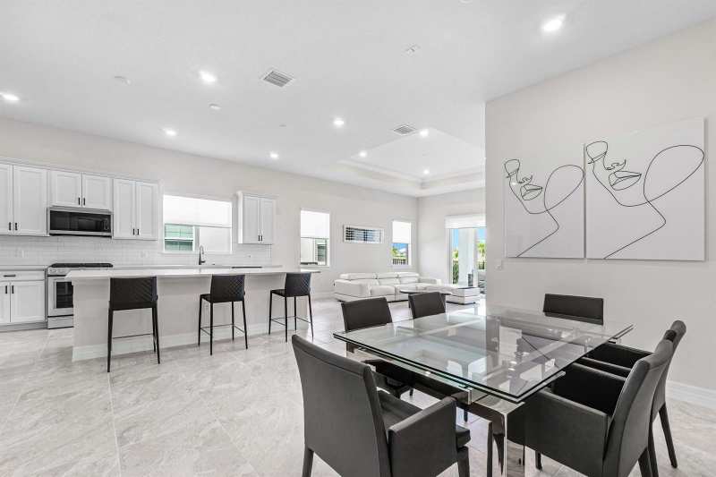12325 Frontline Lane, Palm Beach Gardens FL 33412