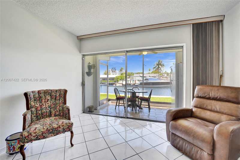 455 Paradise Isle Blvd # 104, Hallandale Beach FL 33009