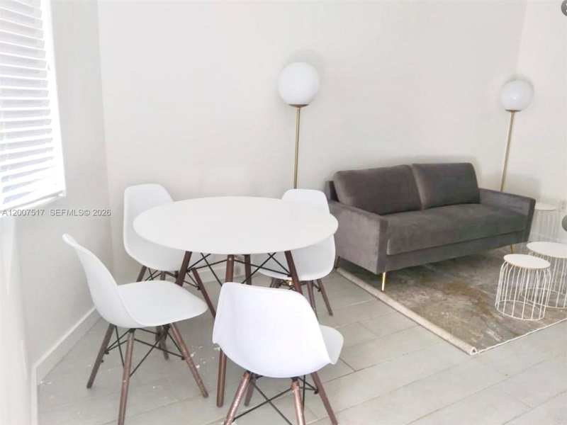 740 Meridian Ave # 17, Miami Beach FL 33139