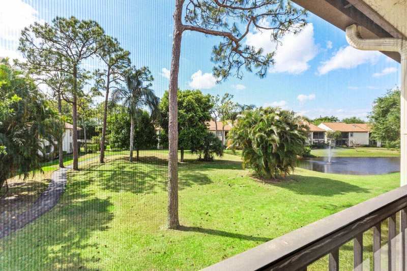3362 Lucerne Park Drive, FL 33467