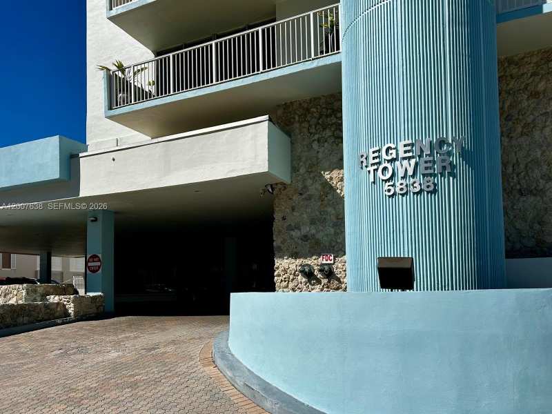 5838 Collins Ave # 8E, Miami Beach FL 33140