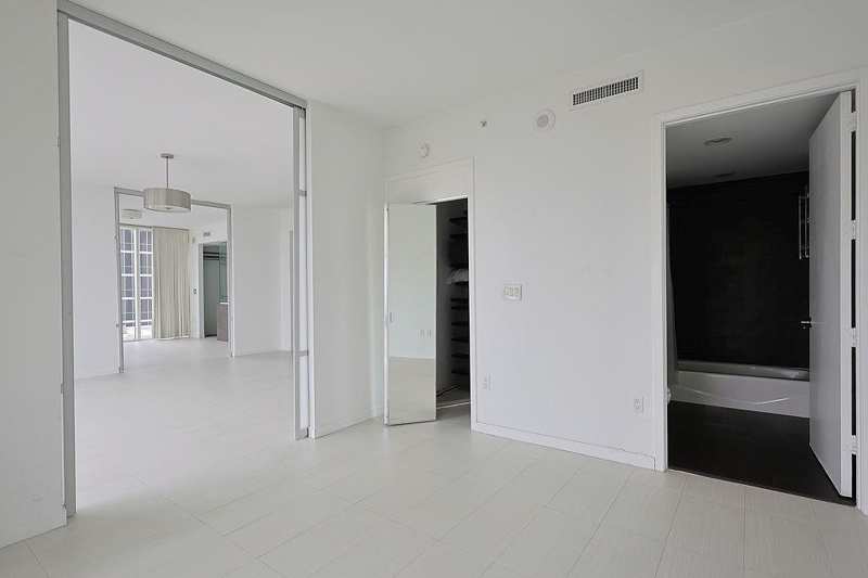 1040 Biscayne Boulevard # 1406, Miami FL 33132