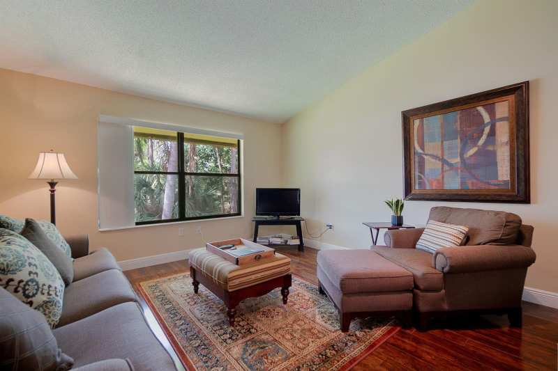 13095 Belhaven Court # 12, Wellington FL 33414