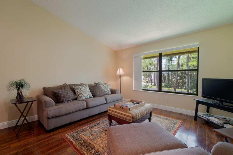 13095 Belhaven Court # 12, Wellington FL 33414