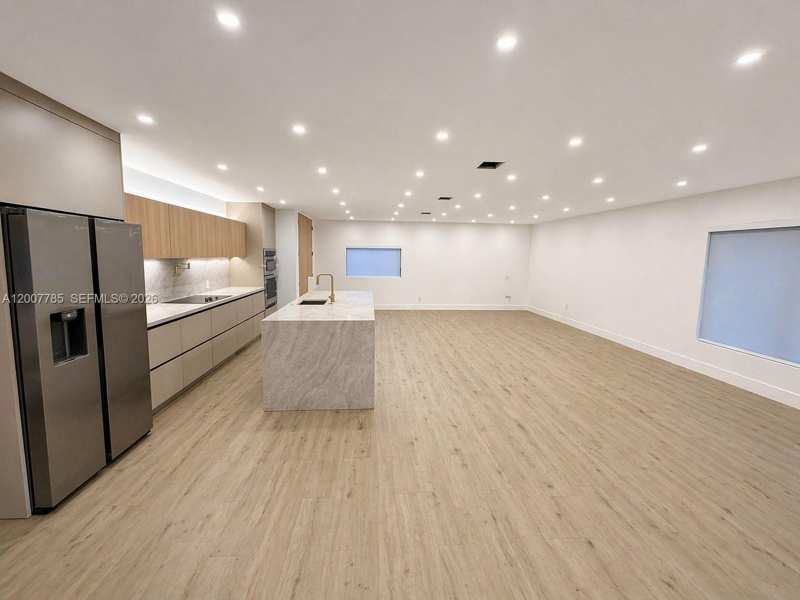 12810 SW 18th St, Miami FL 33175
