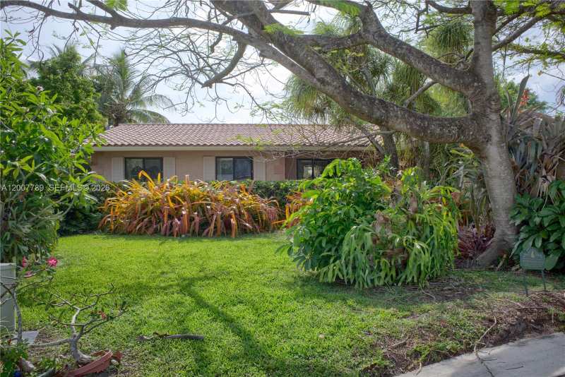 11075 NW 38th St, Coral Springs FL 33065