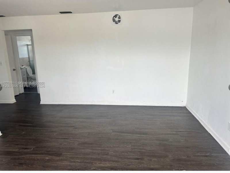 1931 NE 168th St # 3, North Miami Beach FL 33162
