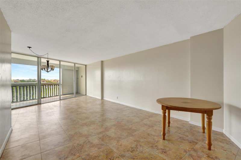 6921 Environ Boulevard # 6o, Lauderhill FL 33319