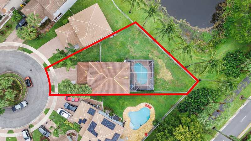5120 Crescent Moon Drive, FL 33463