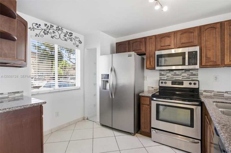 17530 SW 139th Ct, Miami FL 33177