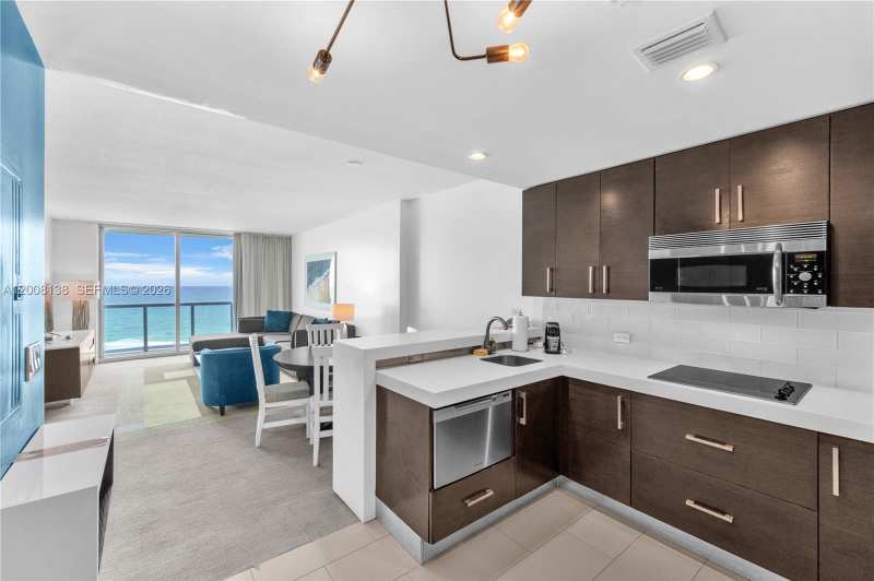 17315 Collins, Sunny Isles Beach FL 33160