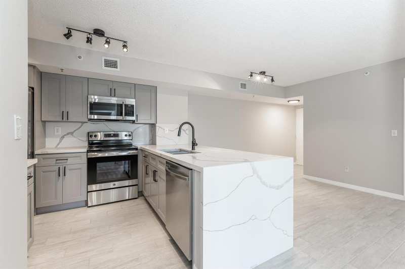 2600 S University Drive # 208, Davie FL 33328