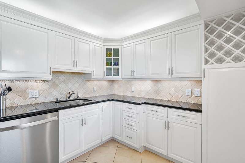 400 Ocean Trail Way # 302, Jupiter FL 33477