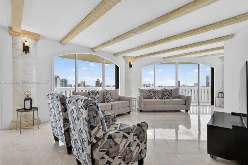 3000 Island Blvd # 2305, Aventura FL 33160