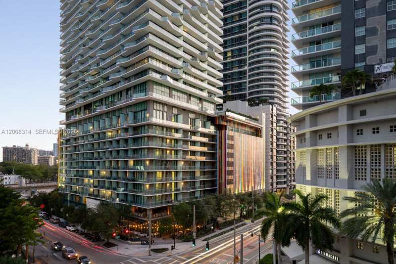 1300 S Miami Ave # 2907, Miami FL 33130