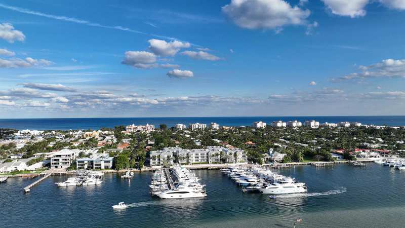 182 Lake Drive # 101, Singer Island FL 33404