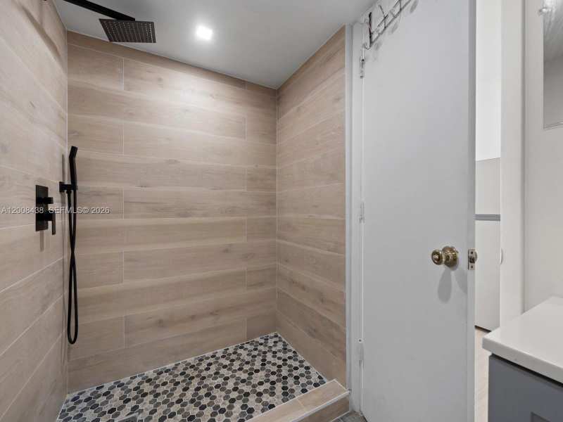 252 E 36th St # A, Hialeah FL 33013