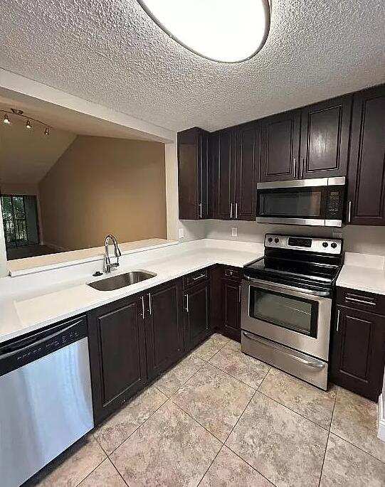 1999 NW 4th Avenue # C, Boca Raton FL 33431