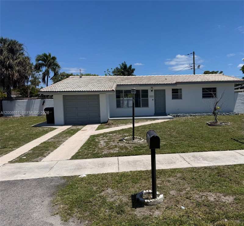 5373 W 10th Ct, Hialeah FL 33012