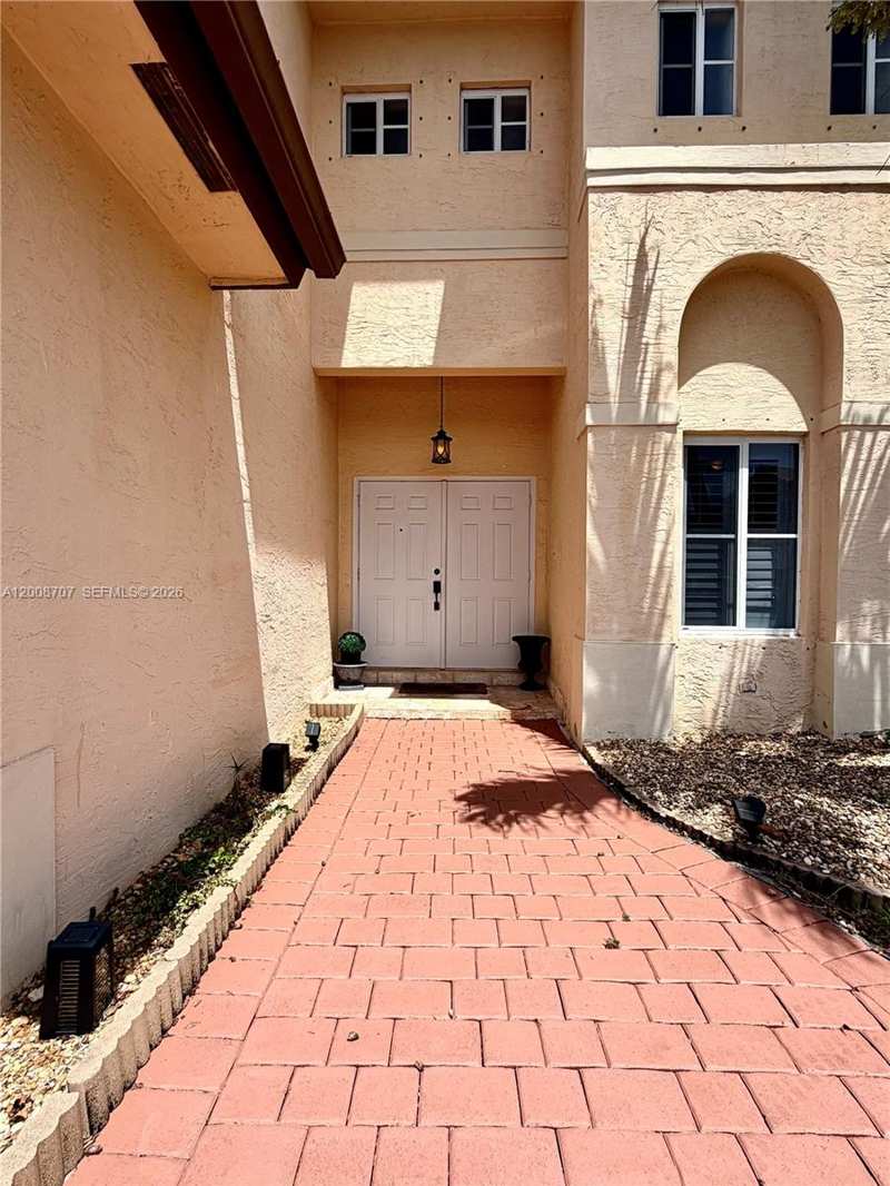 2609 NE 42nd Ave, Homestead FL 33033