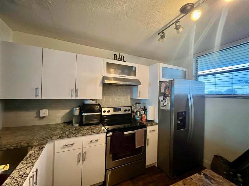 113 Lake Emerald Drive # 209, Oakland Park FL 33309