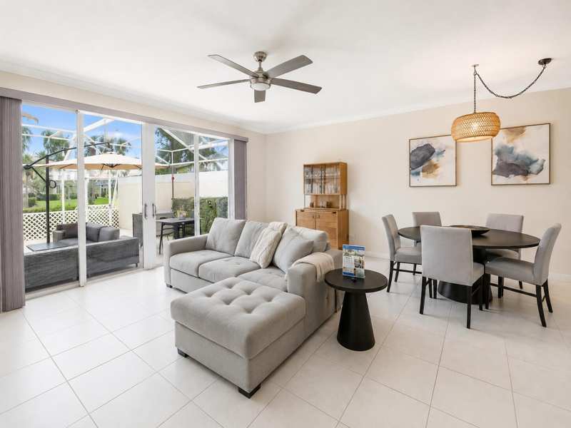 154 Santa Barbara Way, Palm Beach Gardens FL 33410