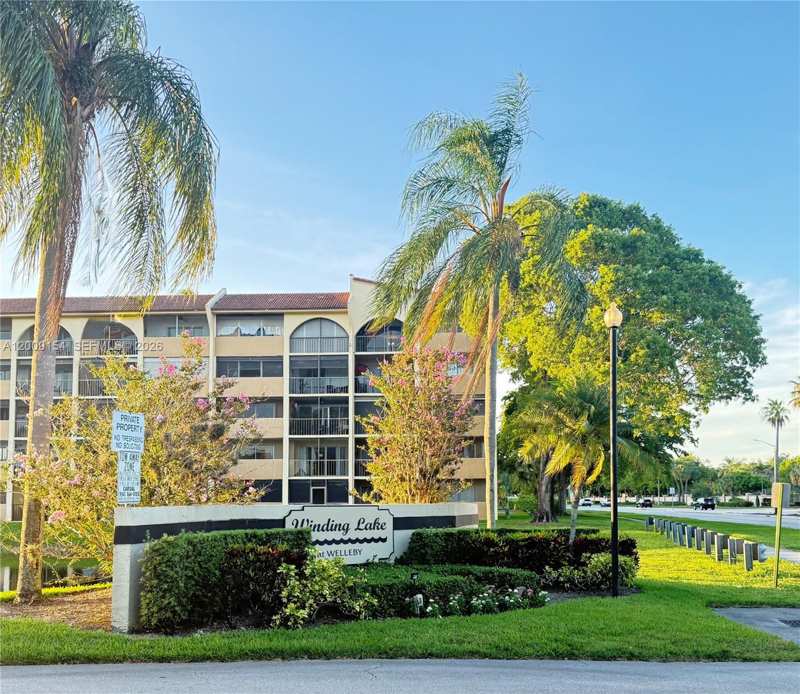10016 Winding Lake Rd # 202, Sunrise FL 33351