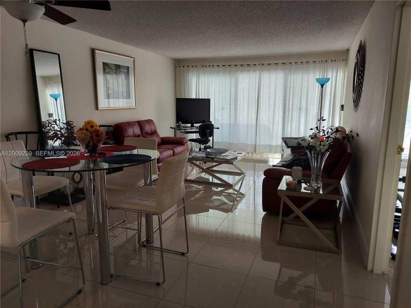 8310 Sands Point Blvd # L305, Tamarac FL 33321