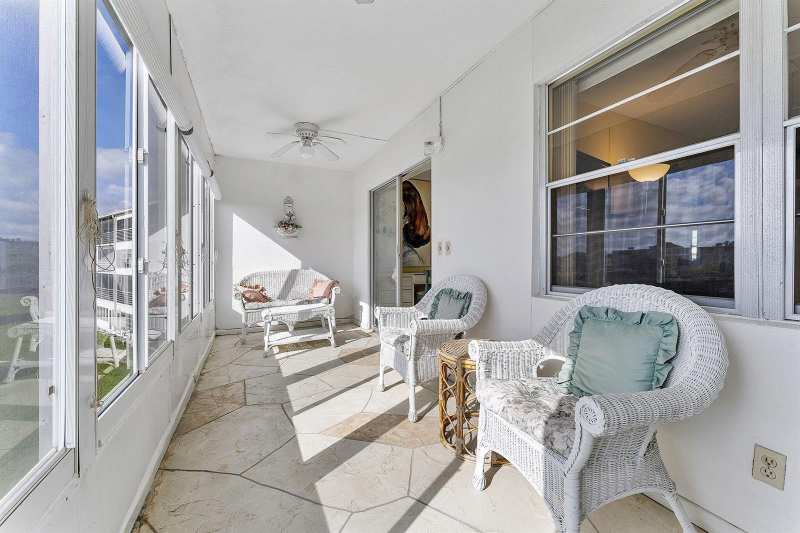 3027 Guildford B, Boca Raton FL 33434