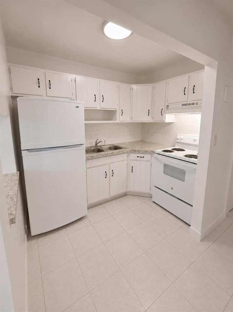 1150 NE 17th Court # 15, Fort Lauderdale FL 33305