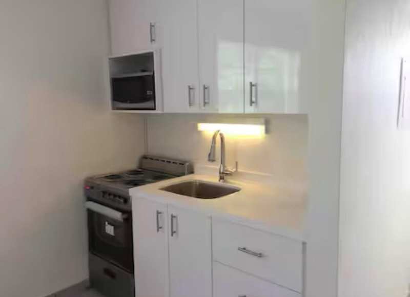 41 NE 1st Avenue # 4, Dania Beach FL 33004