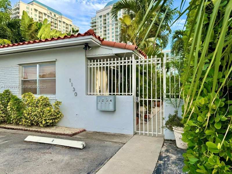 1130 NE 81st St # 3, Miami FL 33138