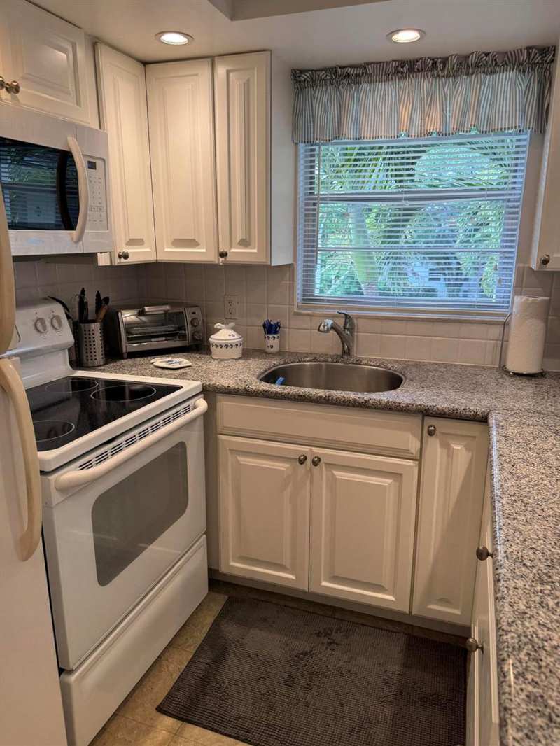 260 Prescott M # 260, Deerfield Beach FL 33442