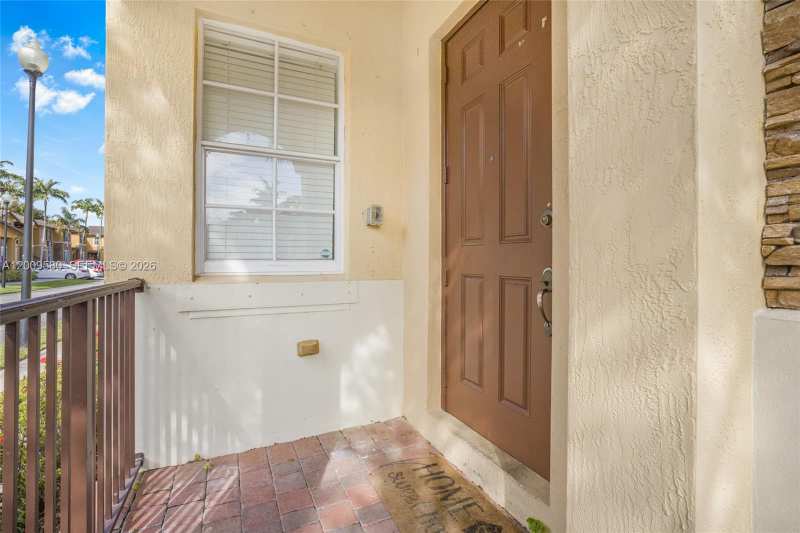 9239 SW 227th St # 1, Cutler Bay FL 33190
