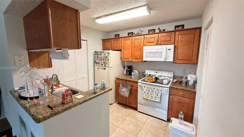 4055 W Mcnab Rd # H206, Pompano Beach FL 33069