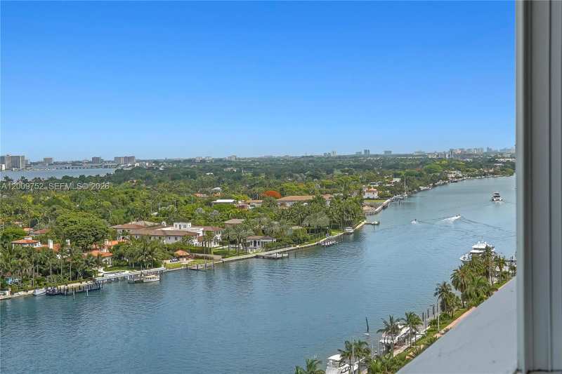 4747 Collins Ave # 1503, Miami Beach FL 33140