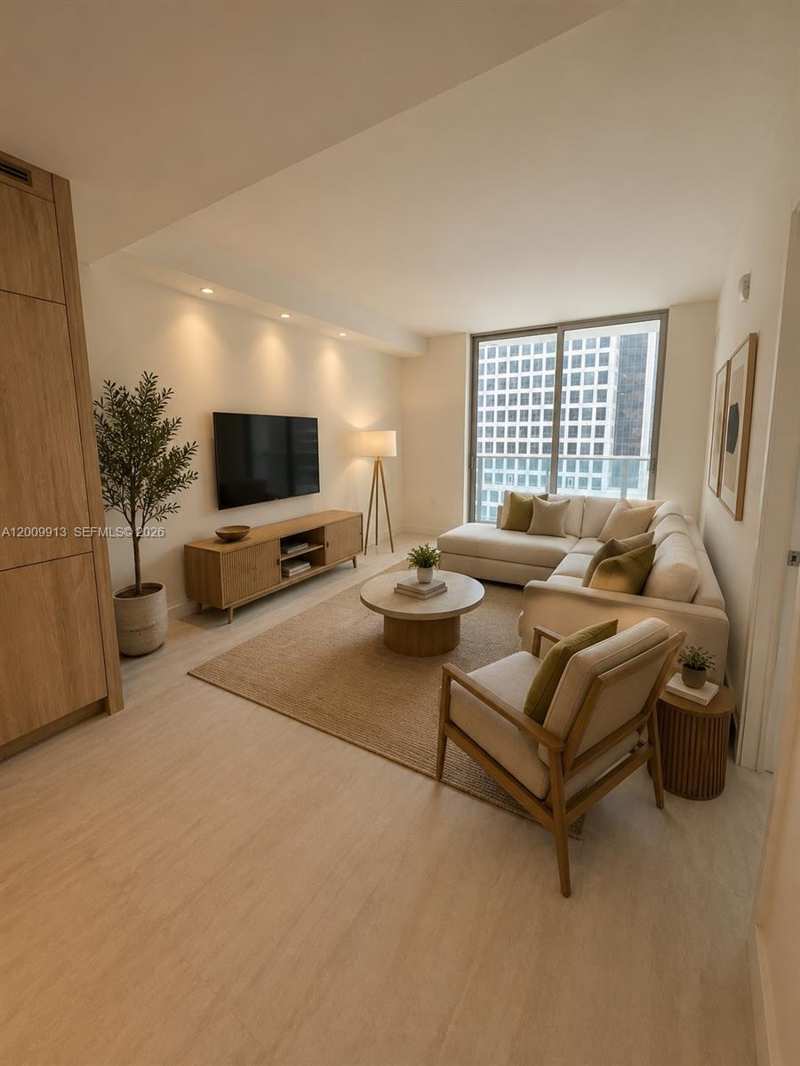 77 SE 5TH ST # 1811, Miami FL 33131